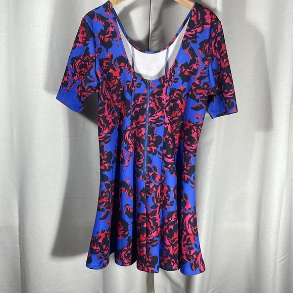 Nicki Minaj blue and pink dress zip up back - Picture 3 of 5